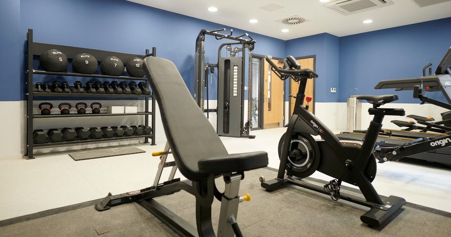 on-site gym with equipment